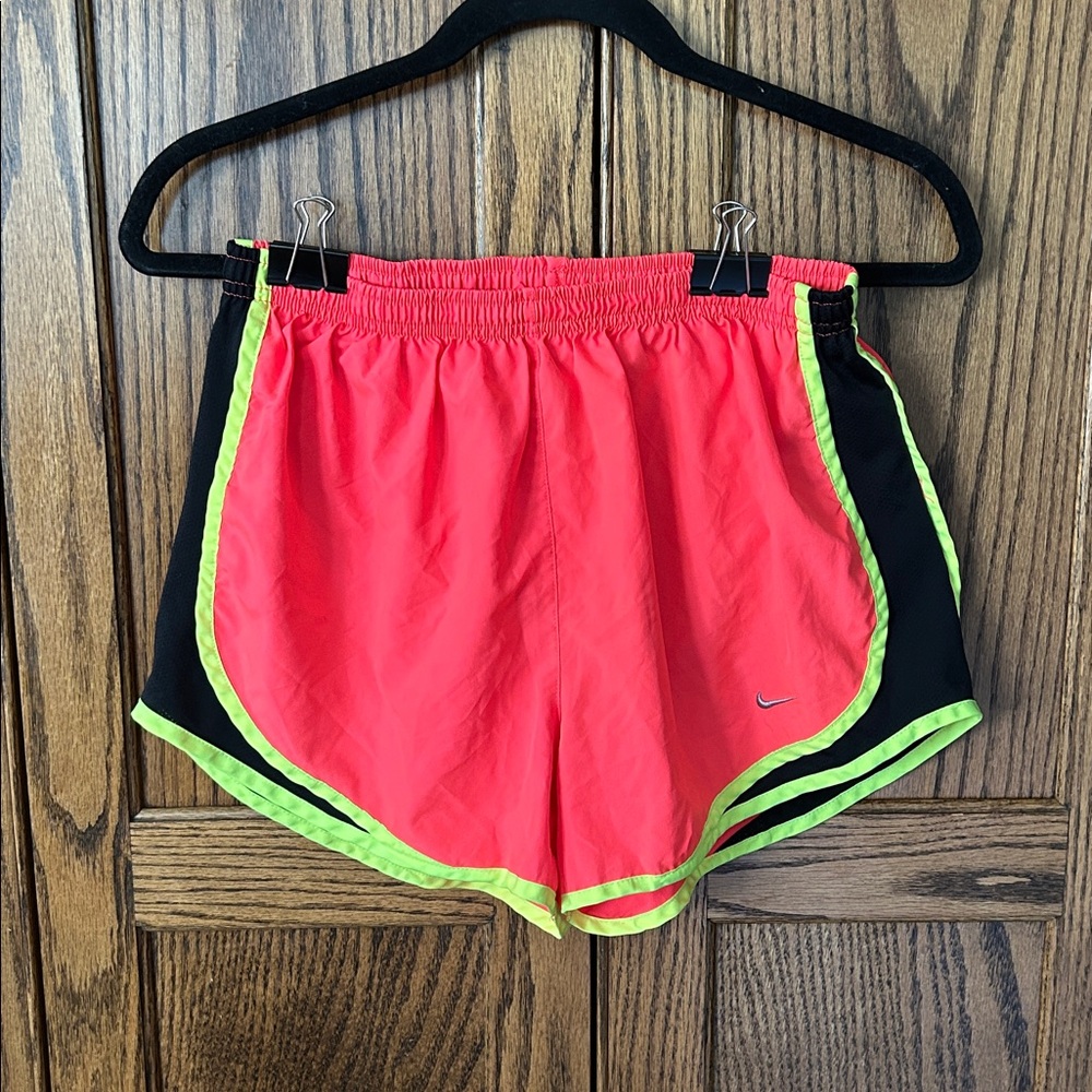NIKE Dri-Fit Tempo 3” running race Shorts hot pink yellow black‎ women’s medium